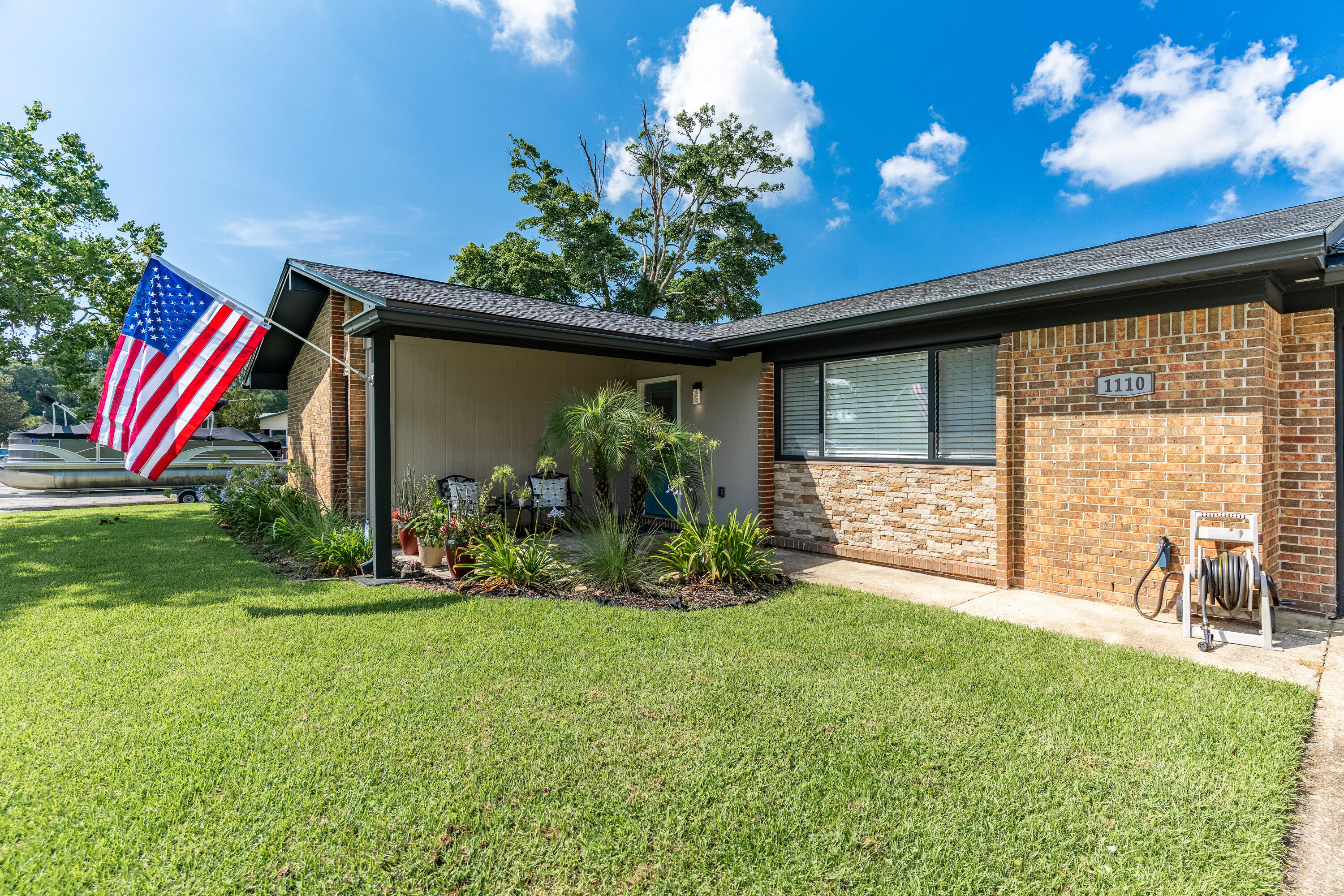 1110 Coral Drive  Niceville FL 32578 photo