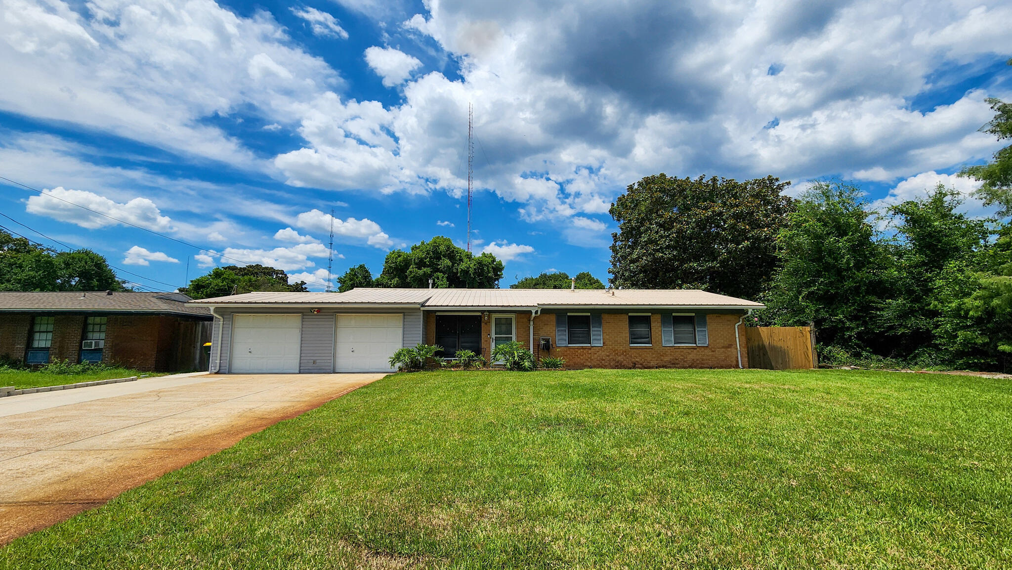 Property Photo: 191 SW Baggett Place FL 32548