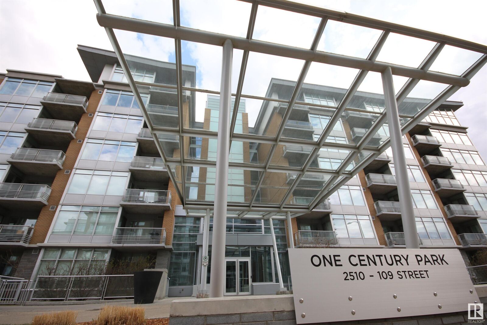 Property Photo:  2510 109 Street NW 304  AB T6J 2X1 