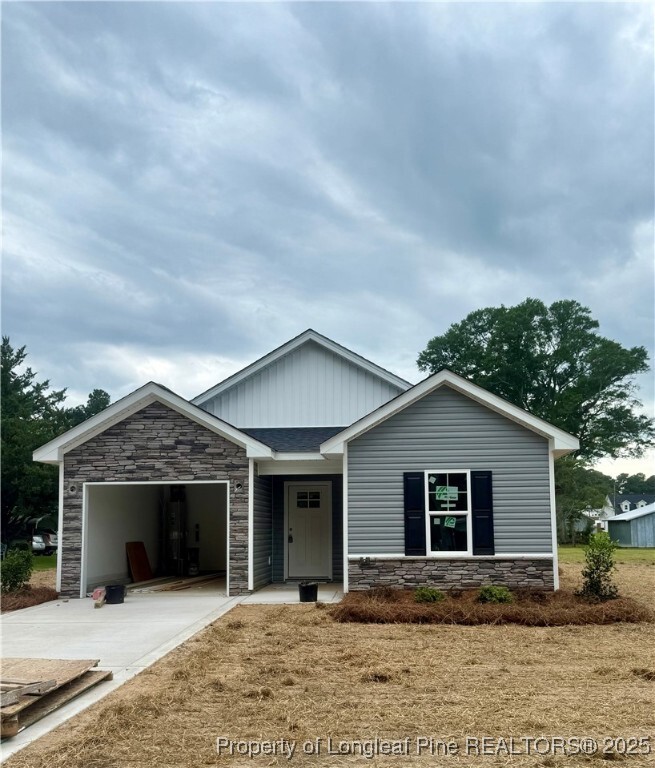 Property Photo: 412 Maple Street NC 28382