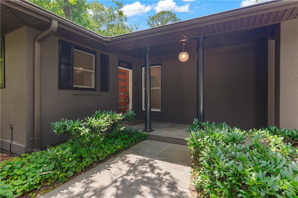 Property Photo:  2901 N Hills Drive NE  GA 30305 
