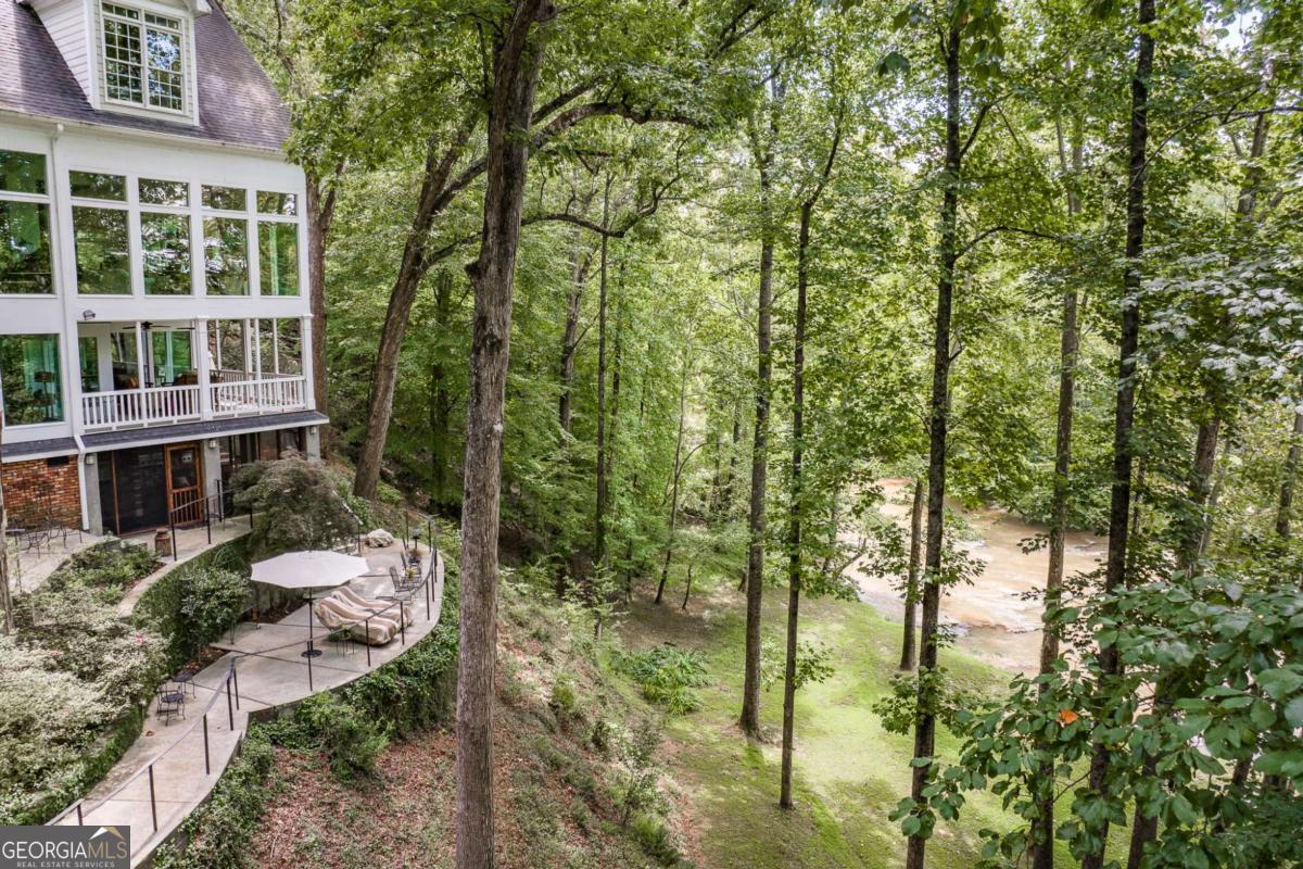 Property Photo: 210 Riverview Road GA 30606