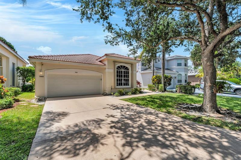 Property Photo:  7665 NW 71st Ter  FL 33067 