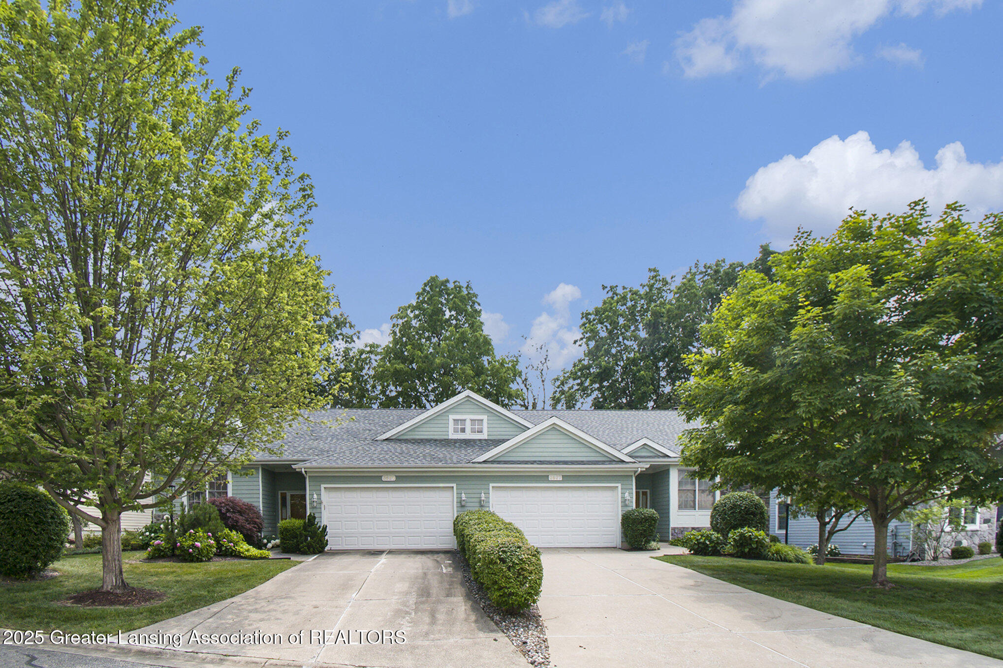 Property Photo:  3621 Sawgrass Circle  MI 48911 