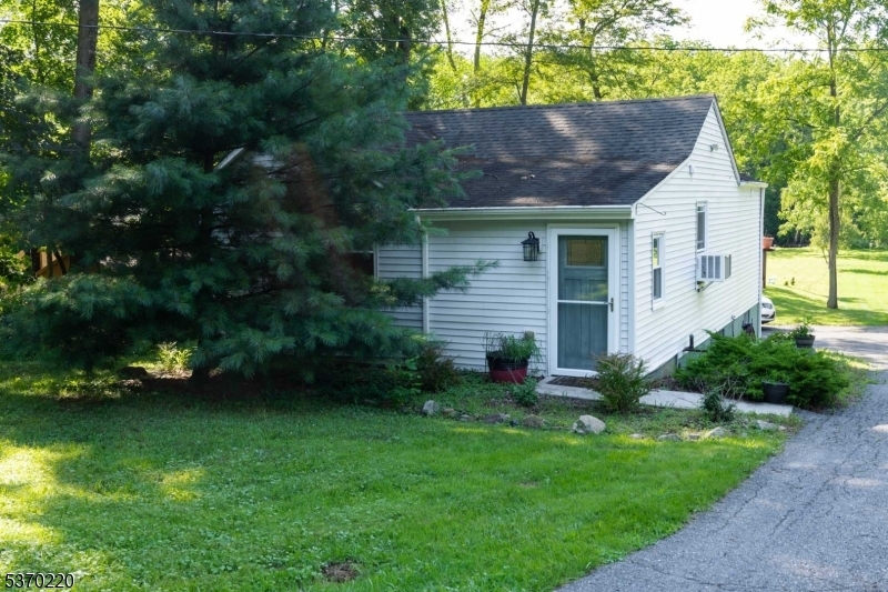 Property Photo: 79 Musconetcong River Rd NJ 07882