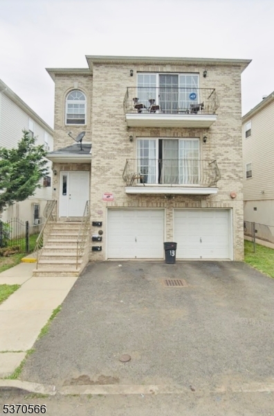 Property Photo: 13 Lisa Ct NJ 07112