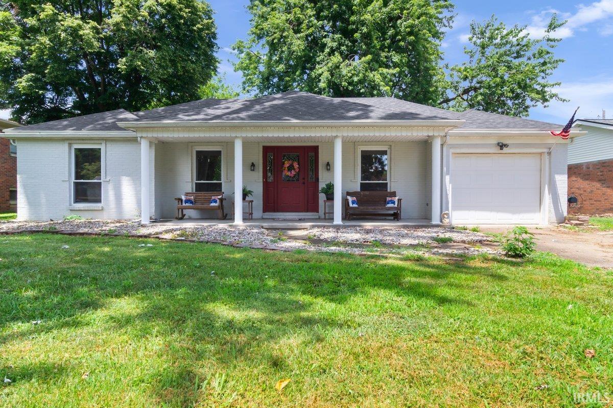 Property Photo: 1806 Chickasaw Drive IN 47715-6112