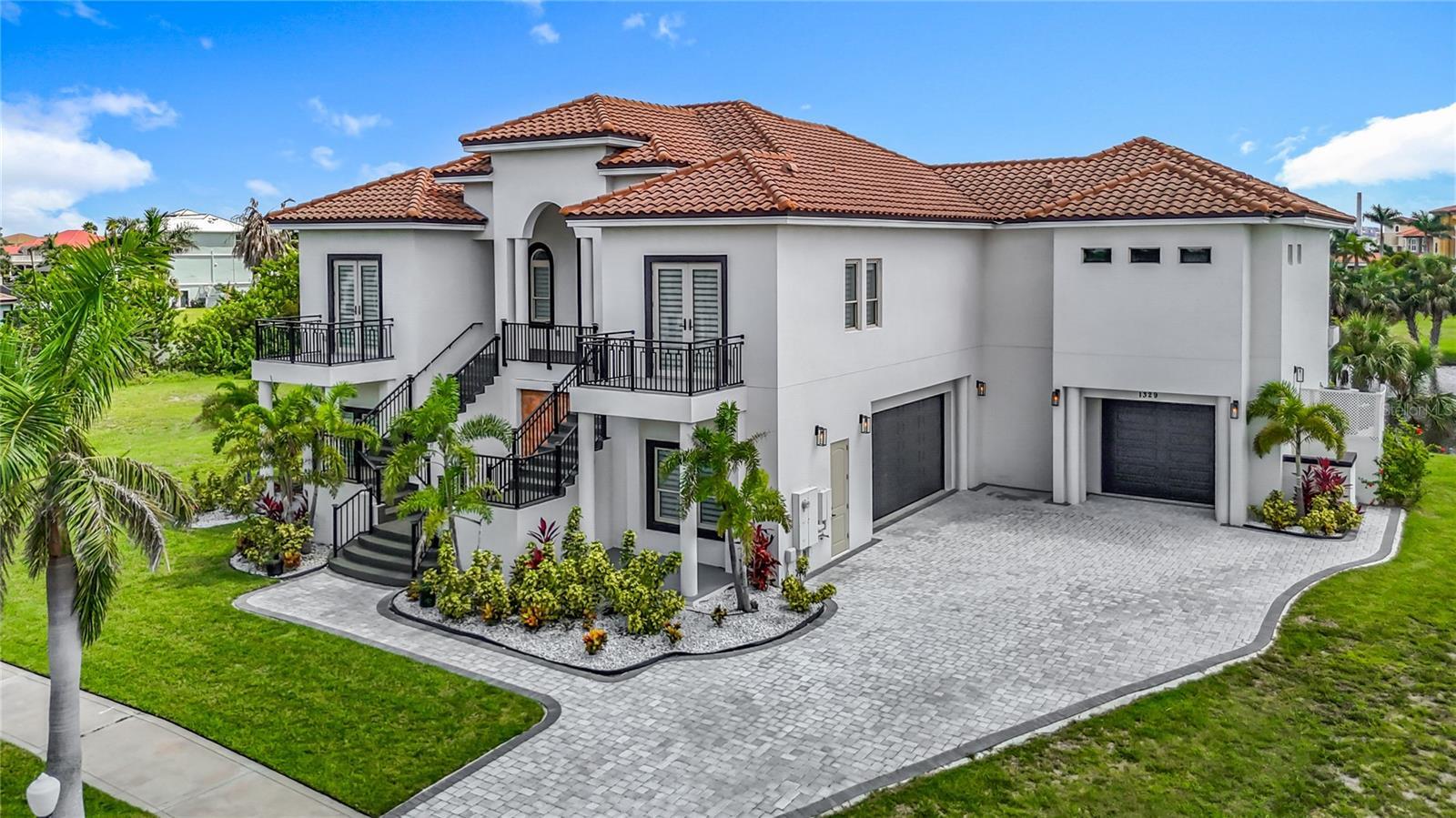 Property Photo: 1329 Jumana Loop FL 33572