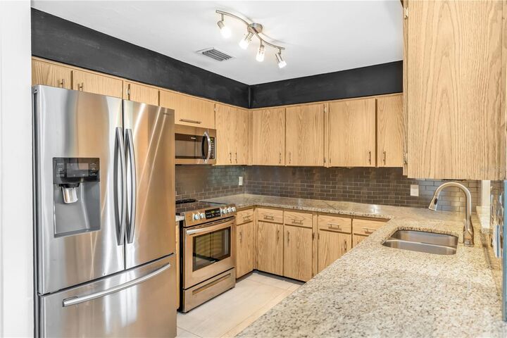 Property Photo:  1903 Simonton Avenue  FL 32806 