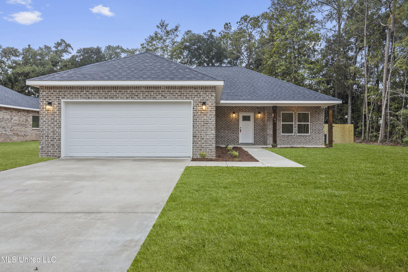 Property Photo: 1789 Granhurst Street MS 39553