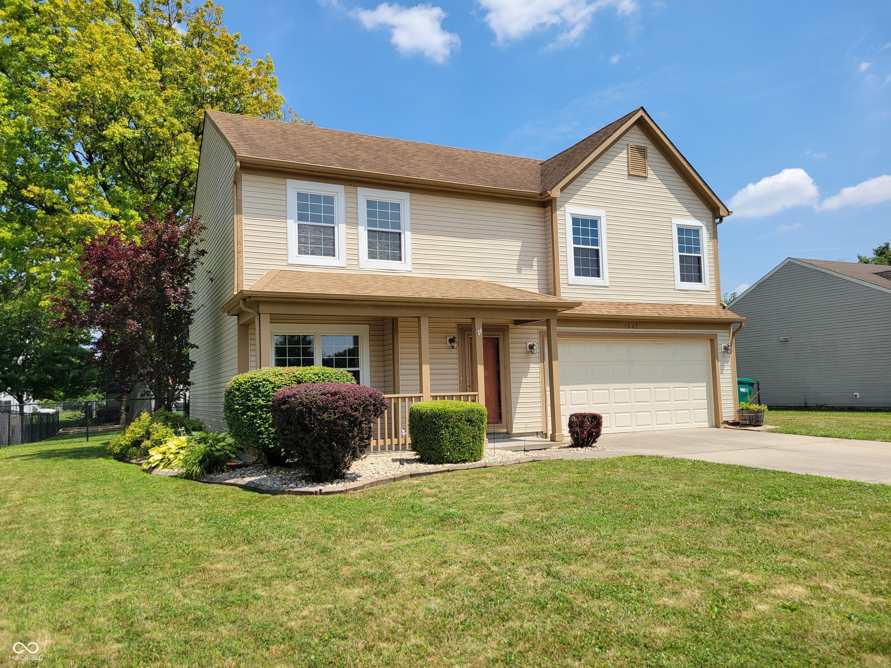 Property Photo: 1047 S Jefferson Street IN 46112