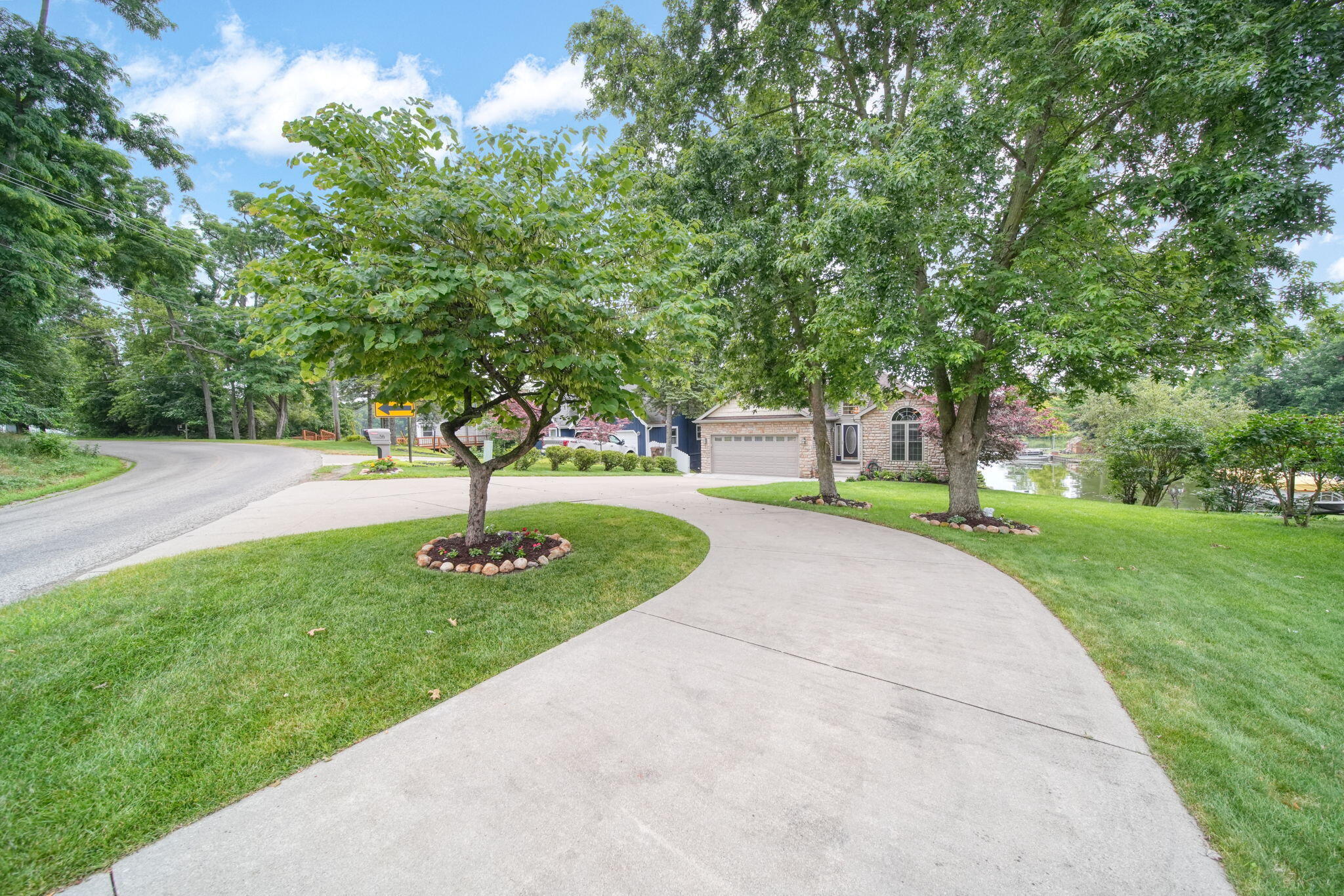 Property Photo: 11259 Baker Road MI 49249