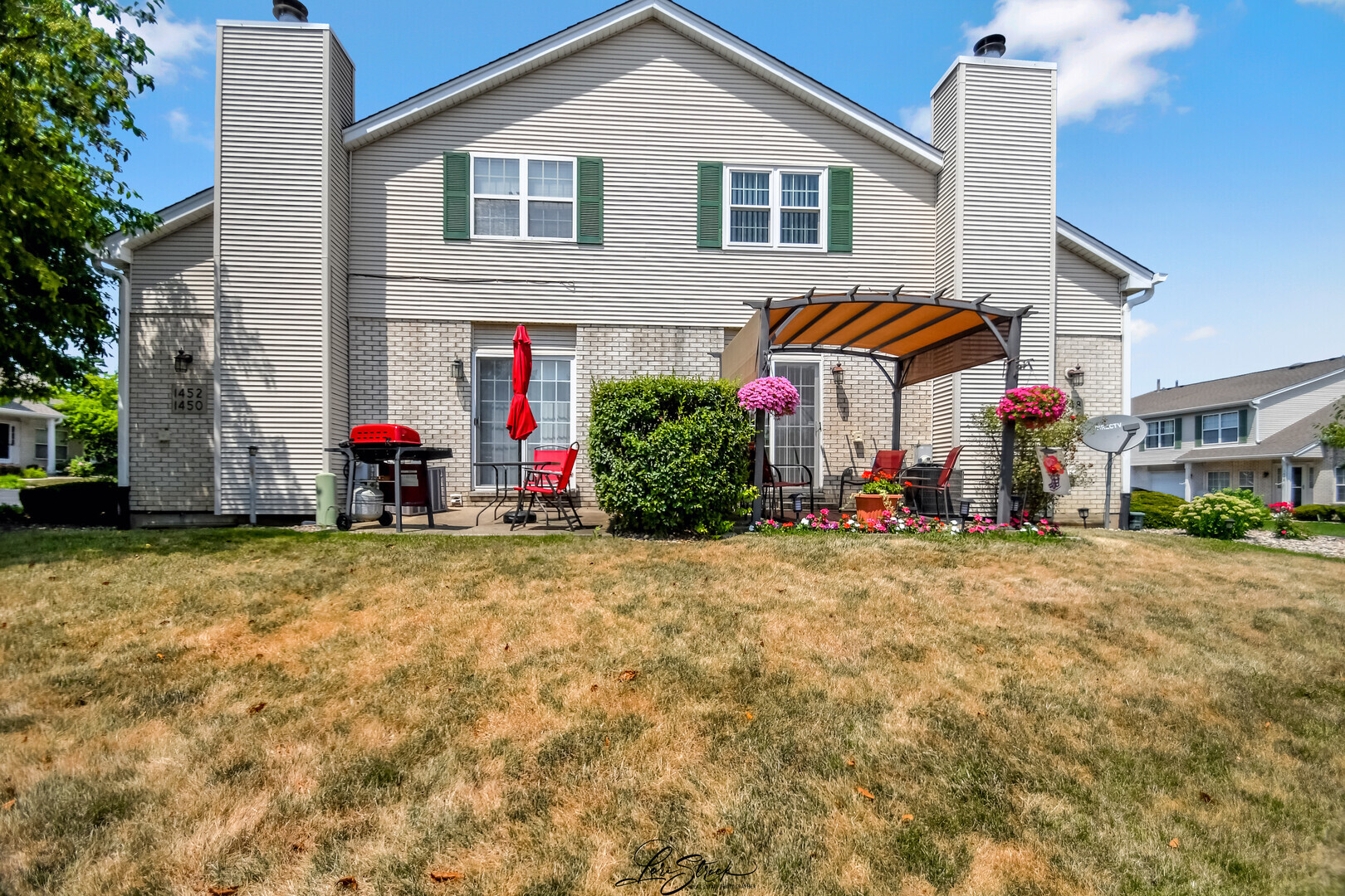 Property Photo:  1446 Berta Drive  IL 60403 