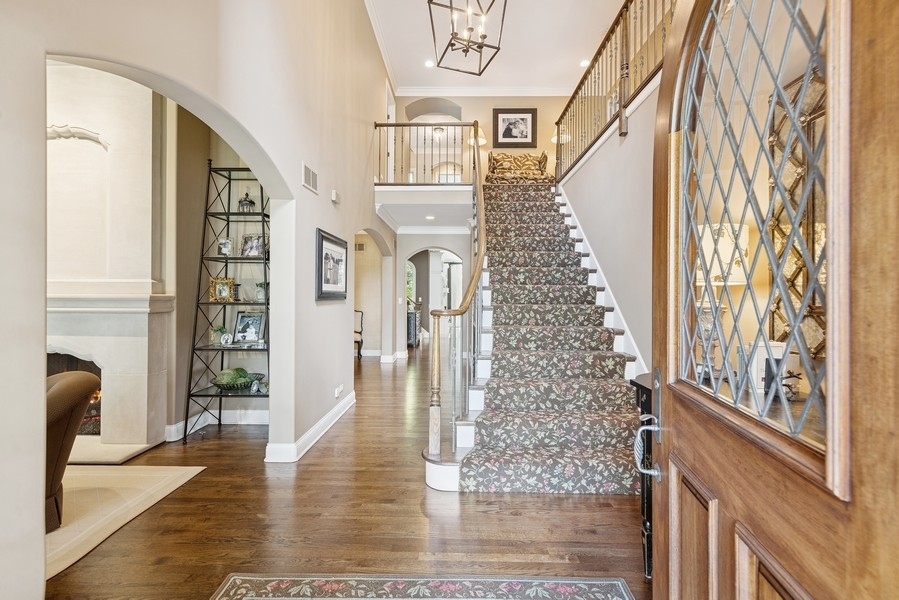 Property Photo: 31 Oak Street S IL 60521