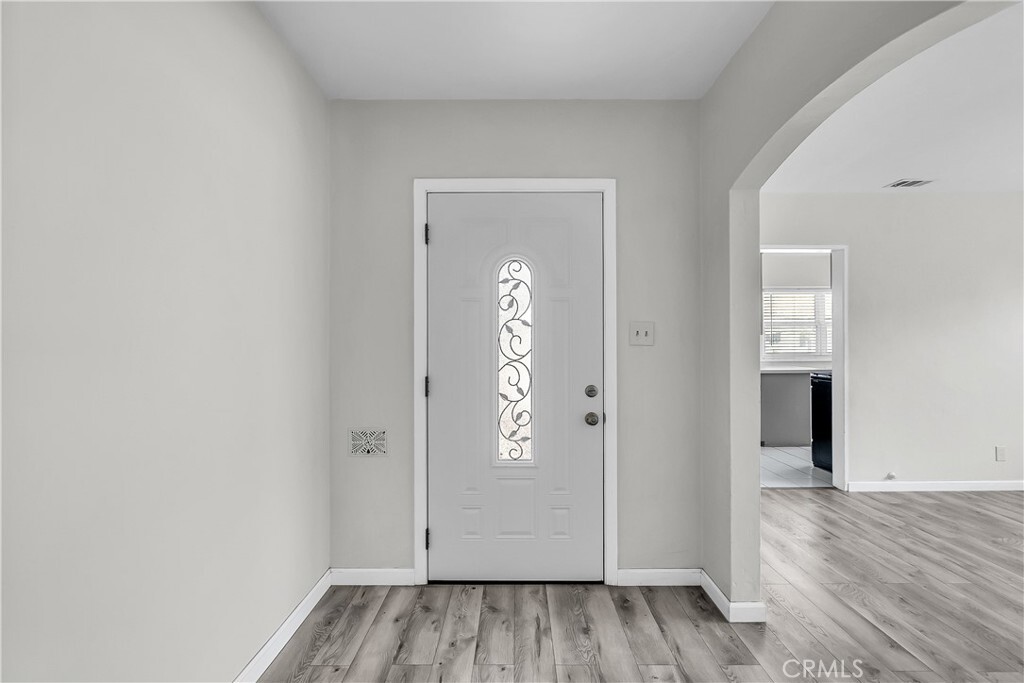 Property Photo: 6017 Brockton Avenue CA 92506