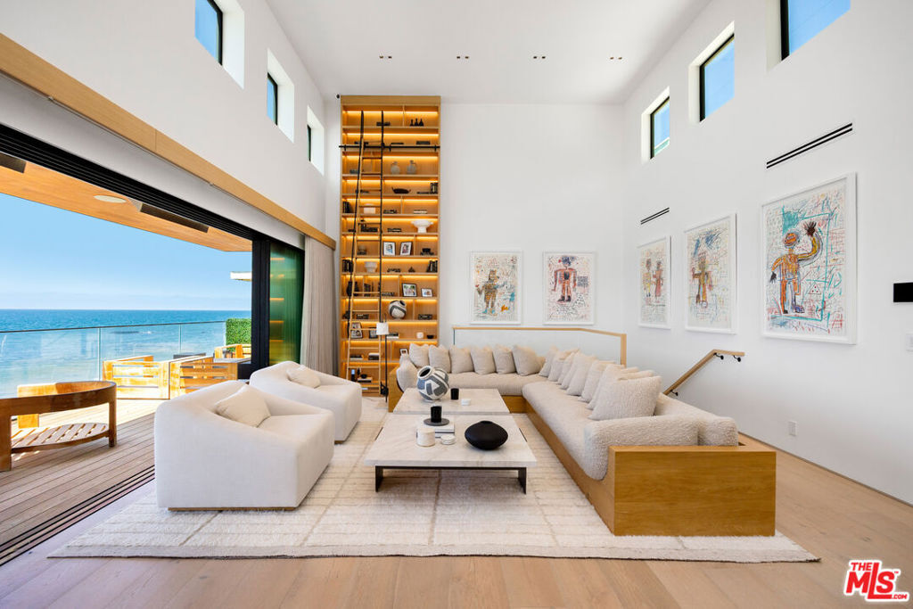 Property Photo: 24818 Malibu Road CA 90265