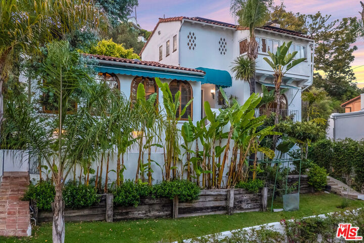 7825 Hillside Avenue  Los Angeles CA 90046 photo