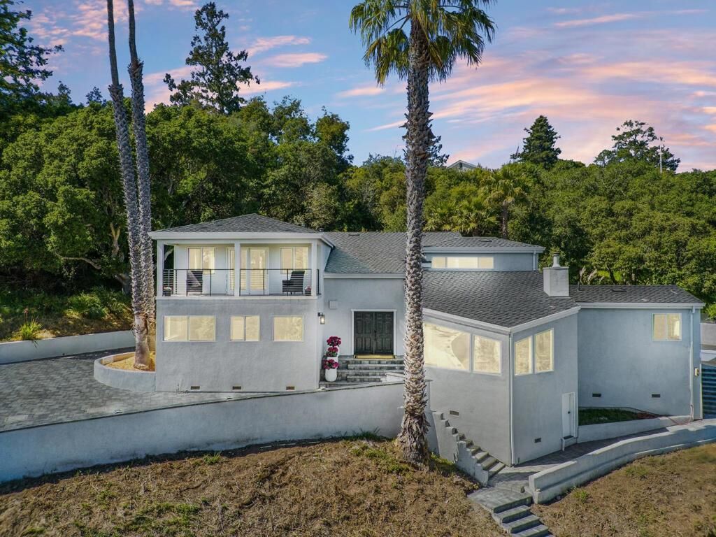 Property Photo:  532 Moonrise Lane  CA 95003 