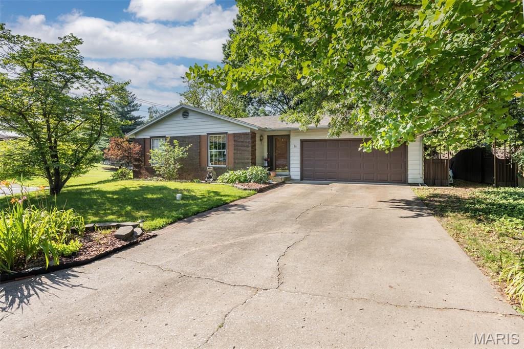 Property Photo: 14 Biscayne Drive IL 62025
