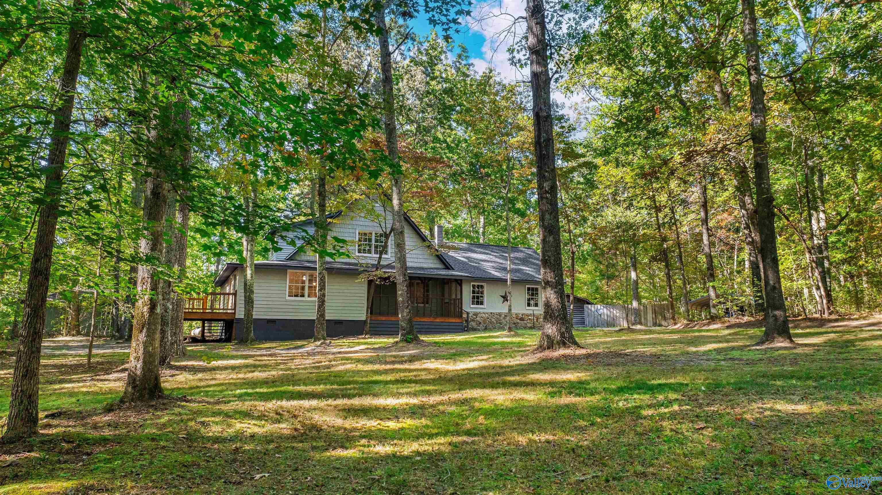 Property Photo: 1175 County Road 72 AL 35984