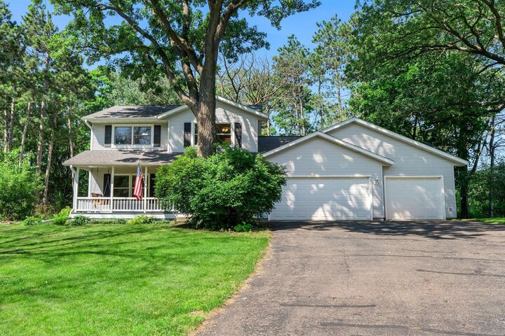 Property Photo: 621 Twelve Oaks Lane WI 54016