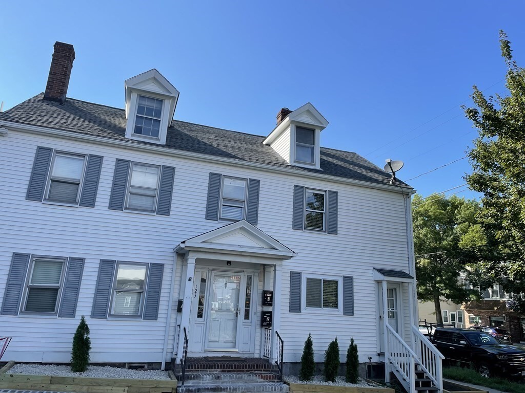 Property Photo:  123 Boston Street 2  MA 01970 