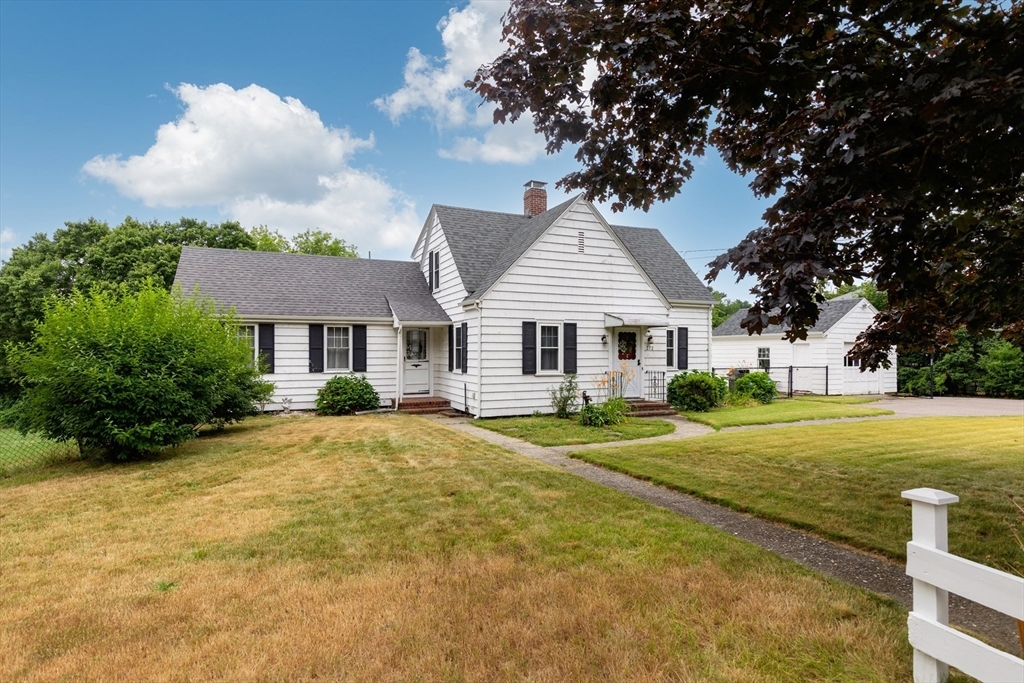 Property Photo: 272 Everett St. MA 02346