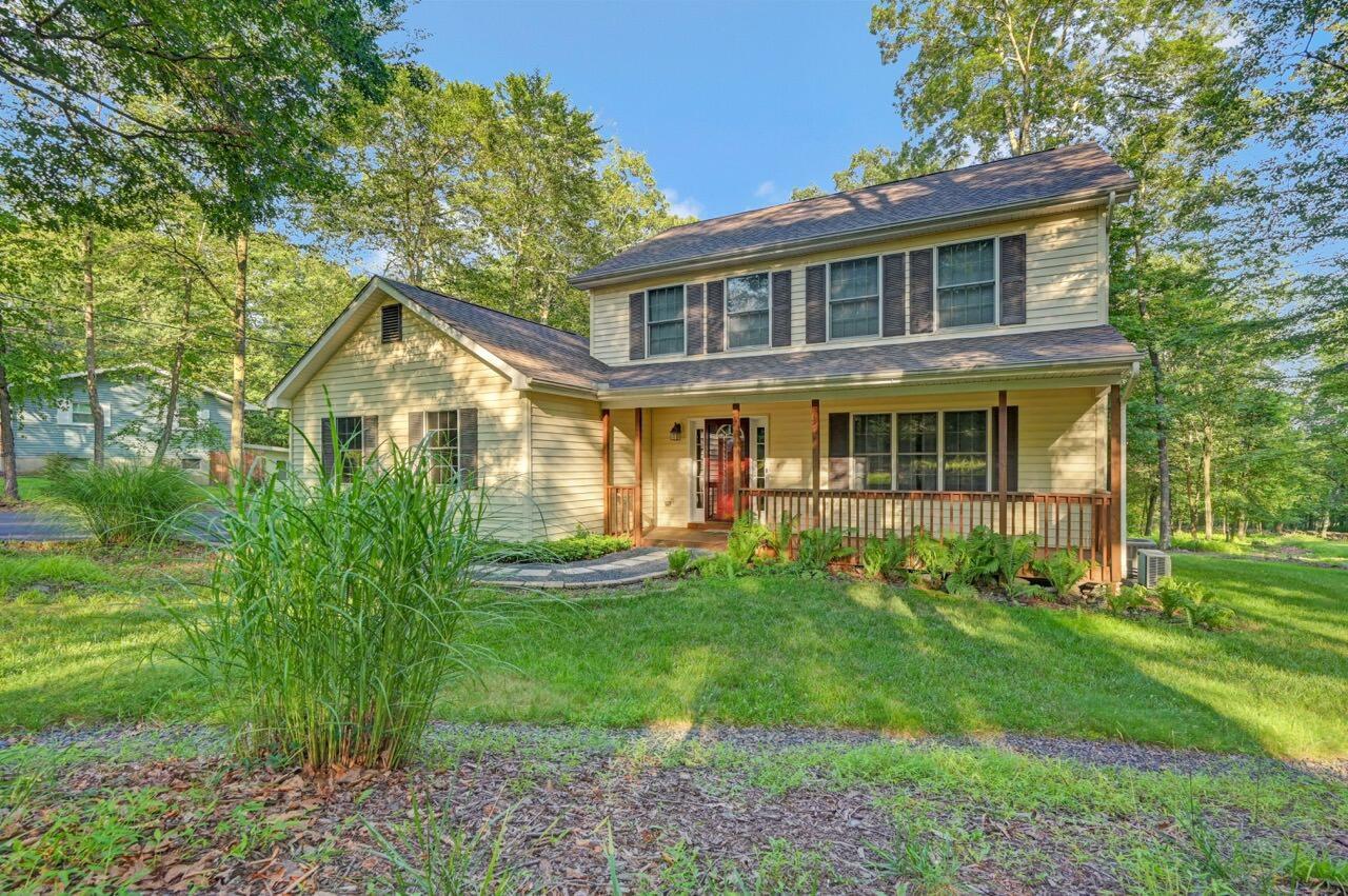 Property Photo: 119 Savage Trail PA 18301