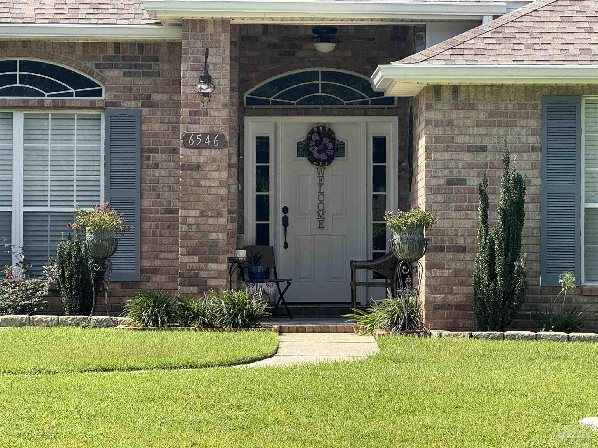 Property Photo: 6546 Bellingham St FL 32566