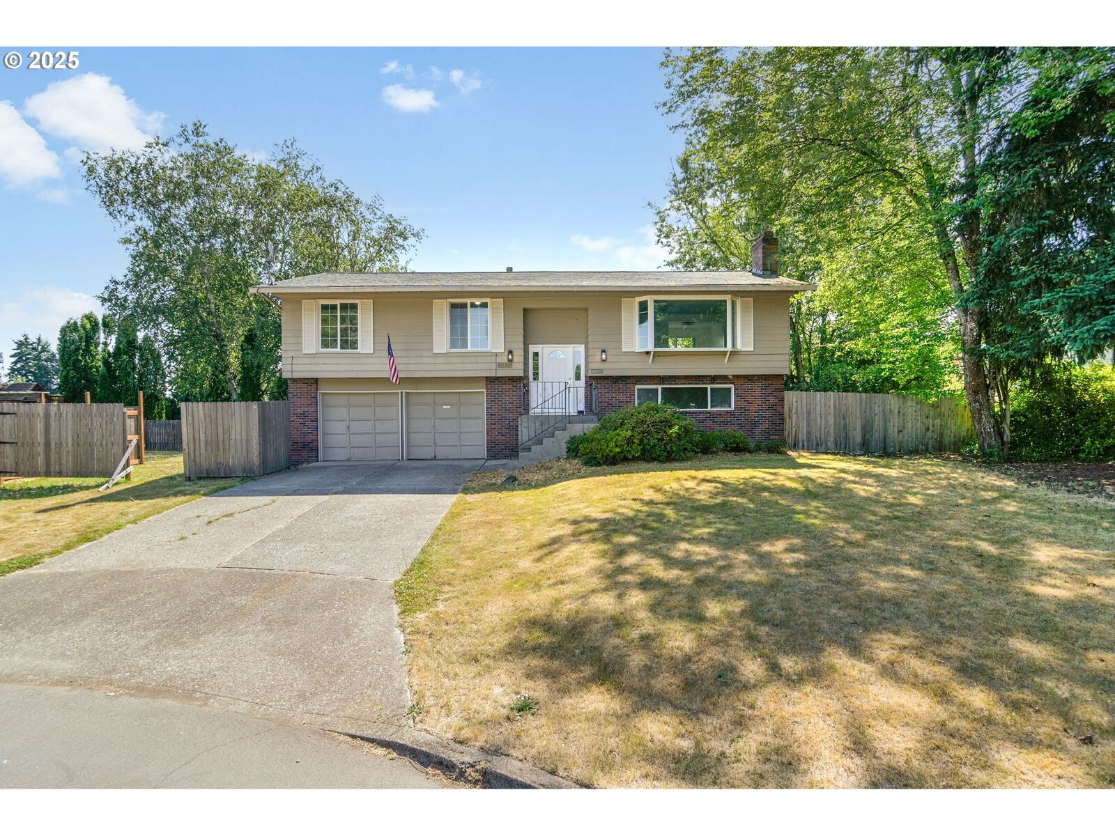 Property Photo: 5520 SW 191st Ct OR 97078