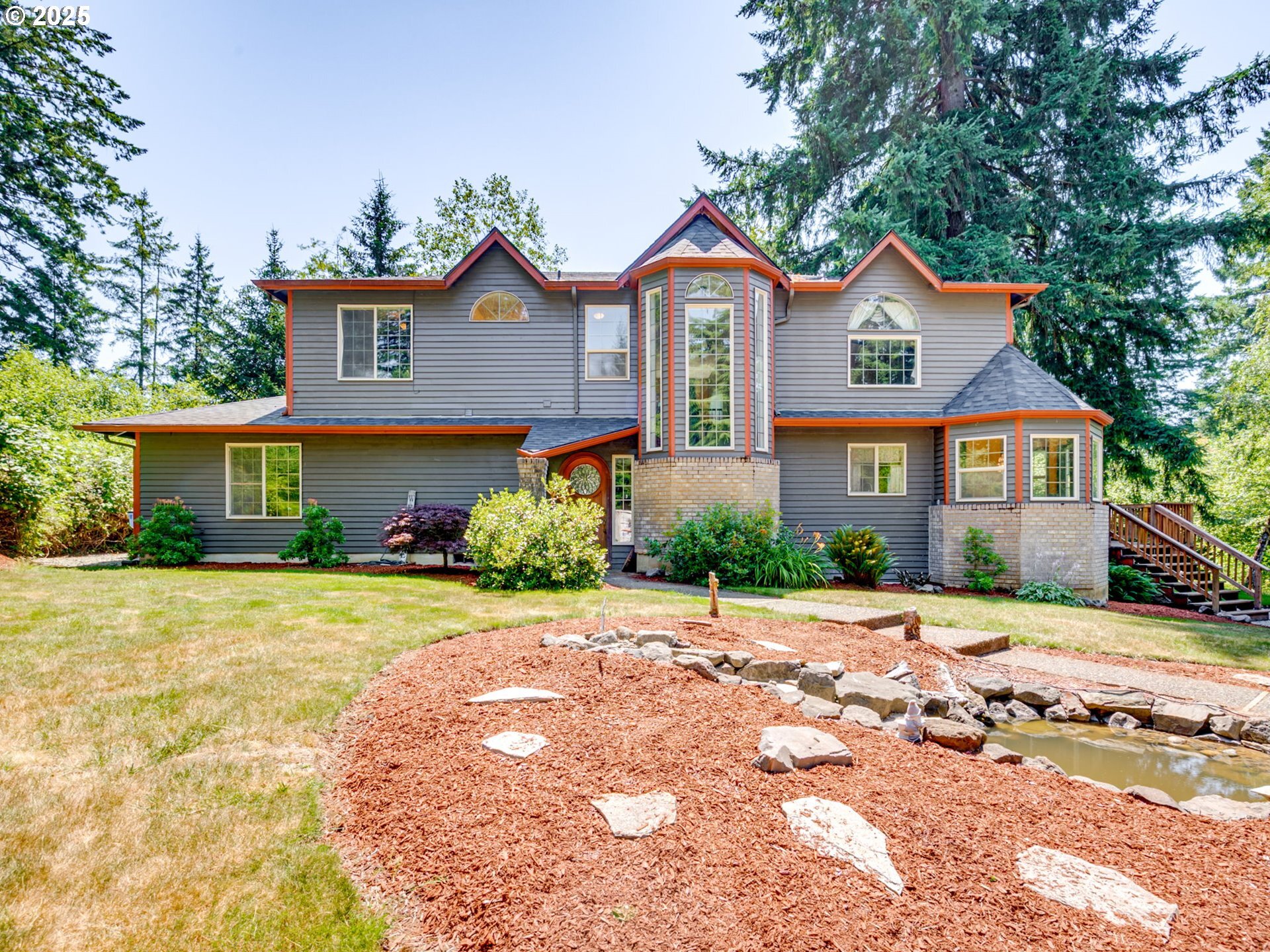 Property Photo: 23505 NE 105th St WA 98682