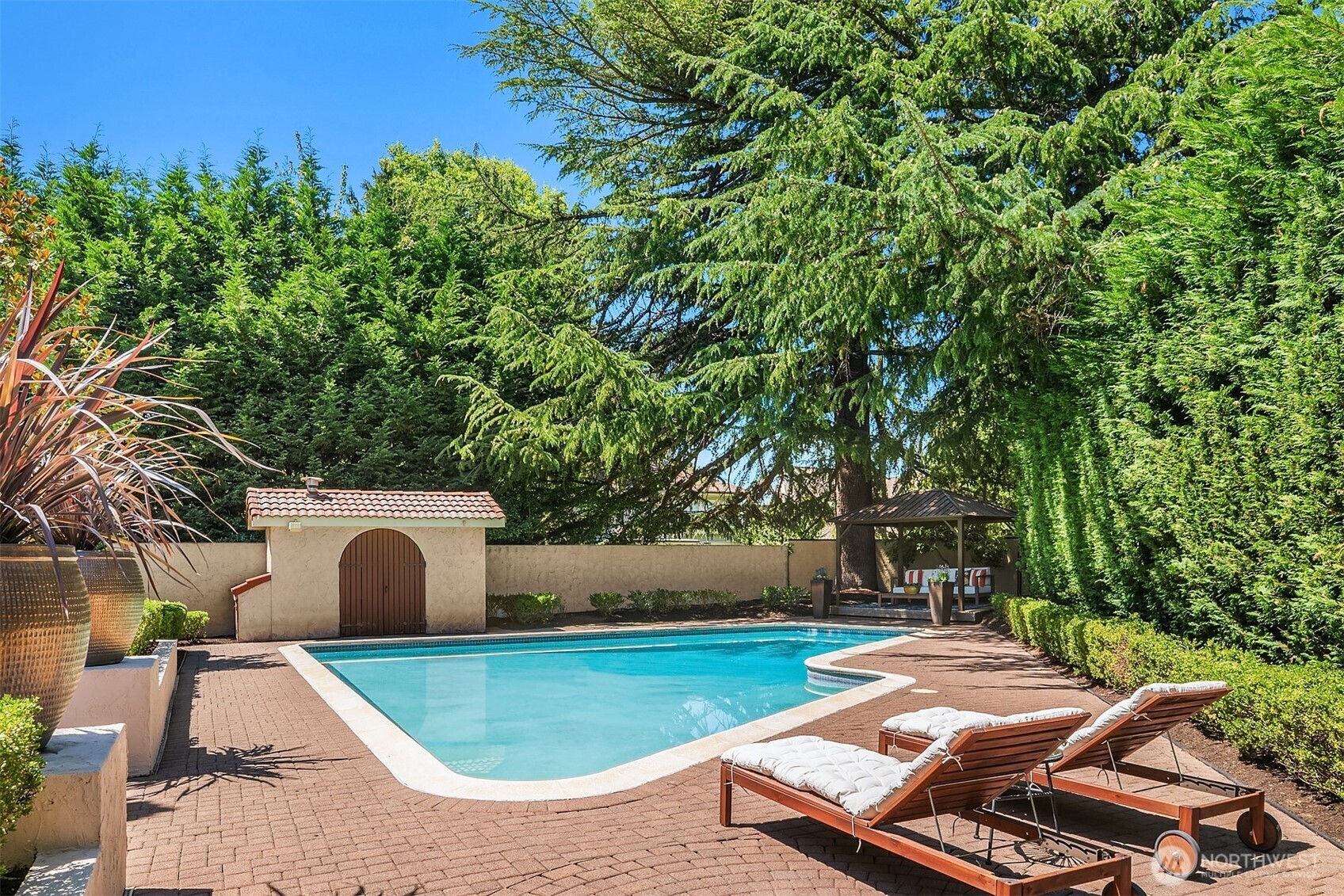 Property Photo: 3103 Mount Rainier Drive S WA 98144