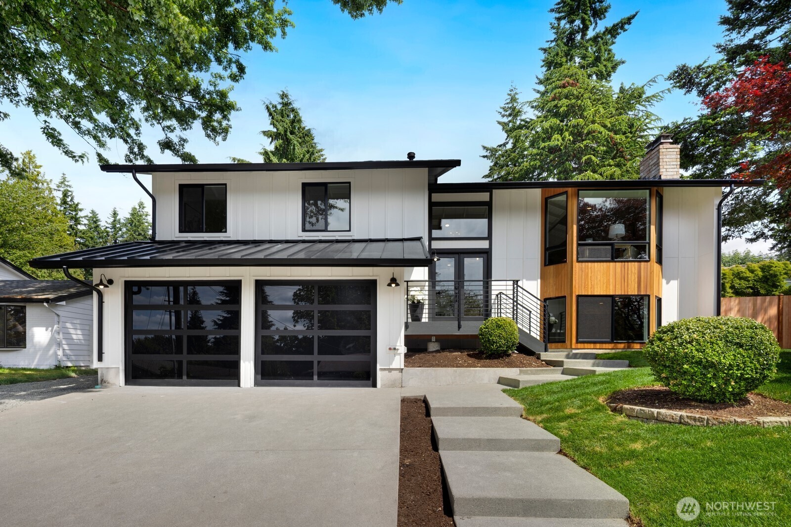Property Photo: 7502 117th Avenue NE WA 98033
