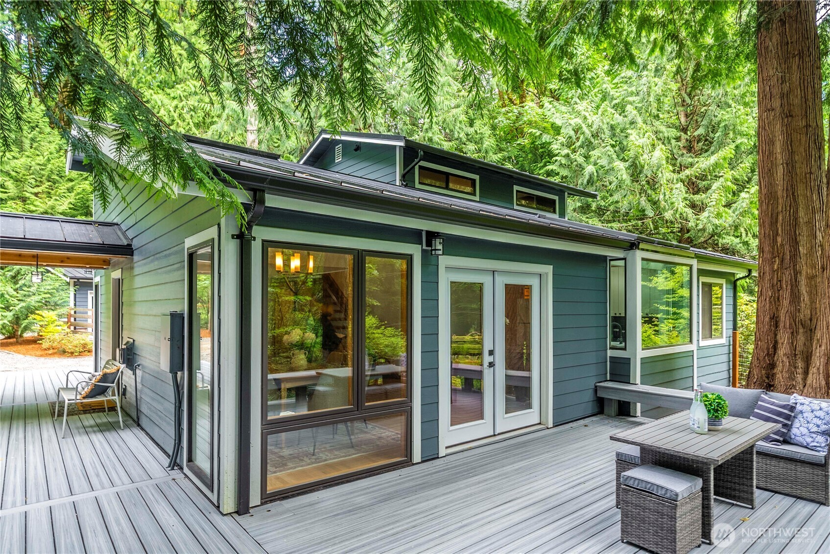 Property Photo: 5150 NE North Tolo Road WA 98110