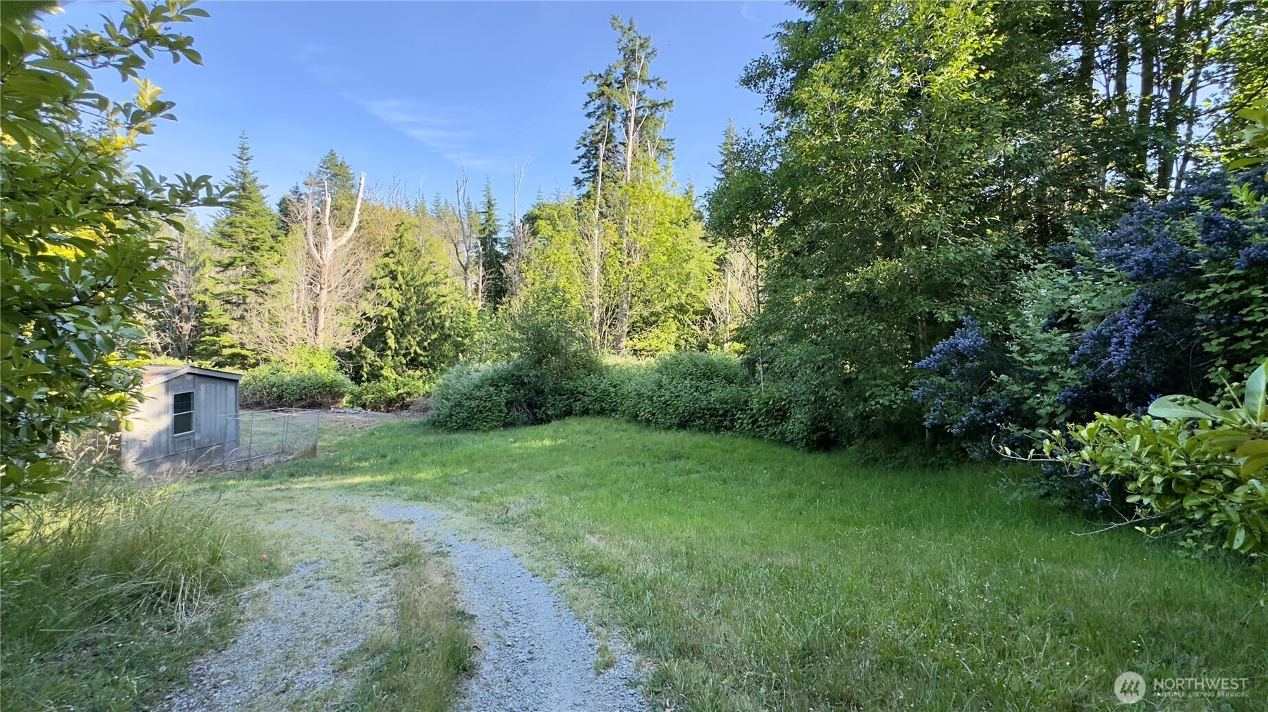 Property Photo: 32 E Mountain View Road WA 98282