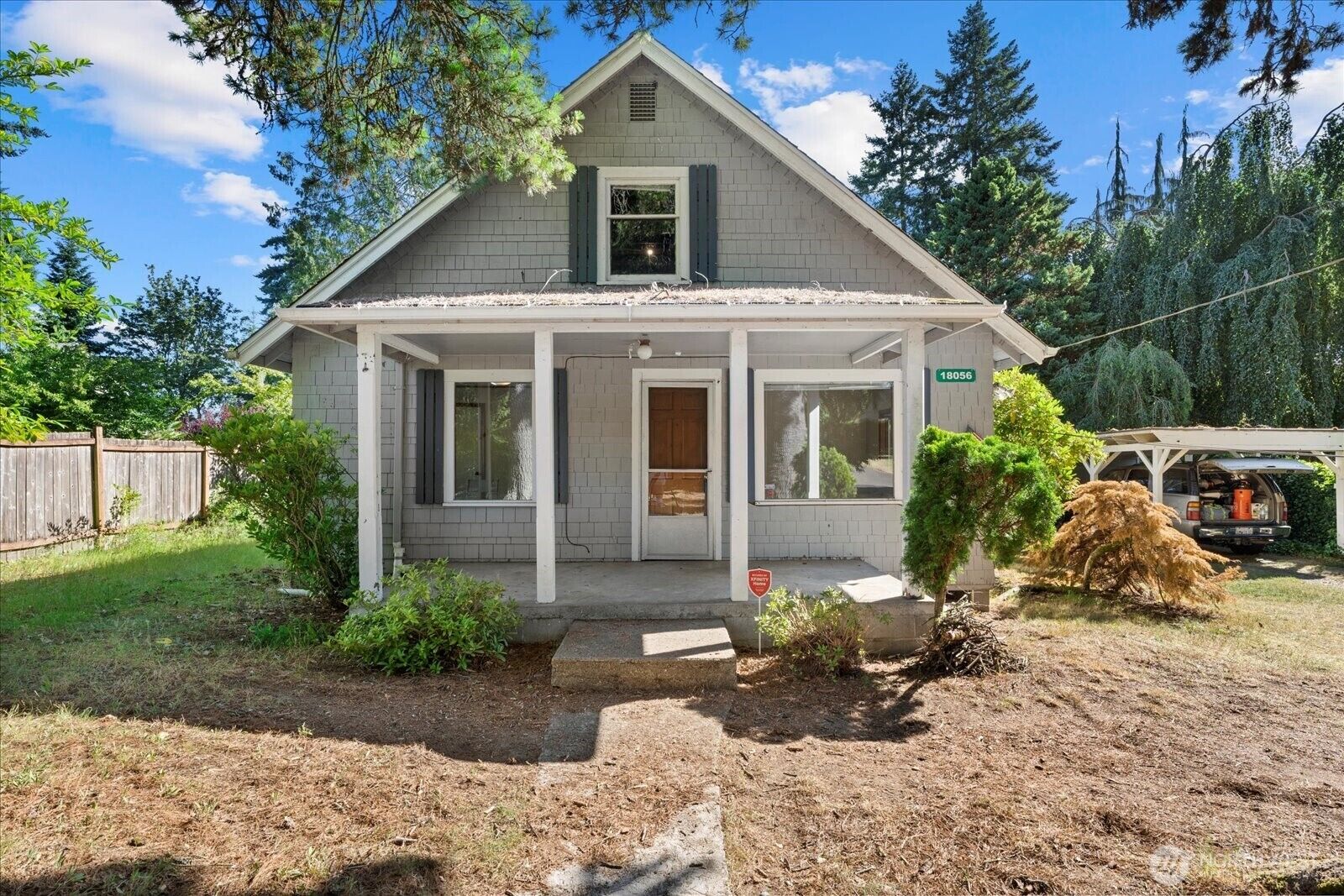 Property Photo:  18056  25th Avenue NE  WA 98155 