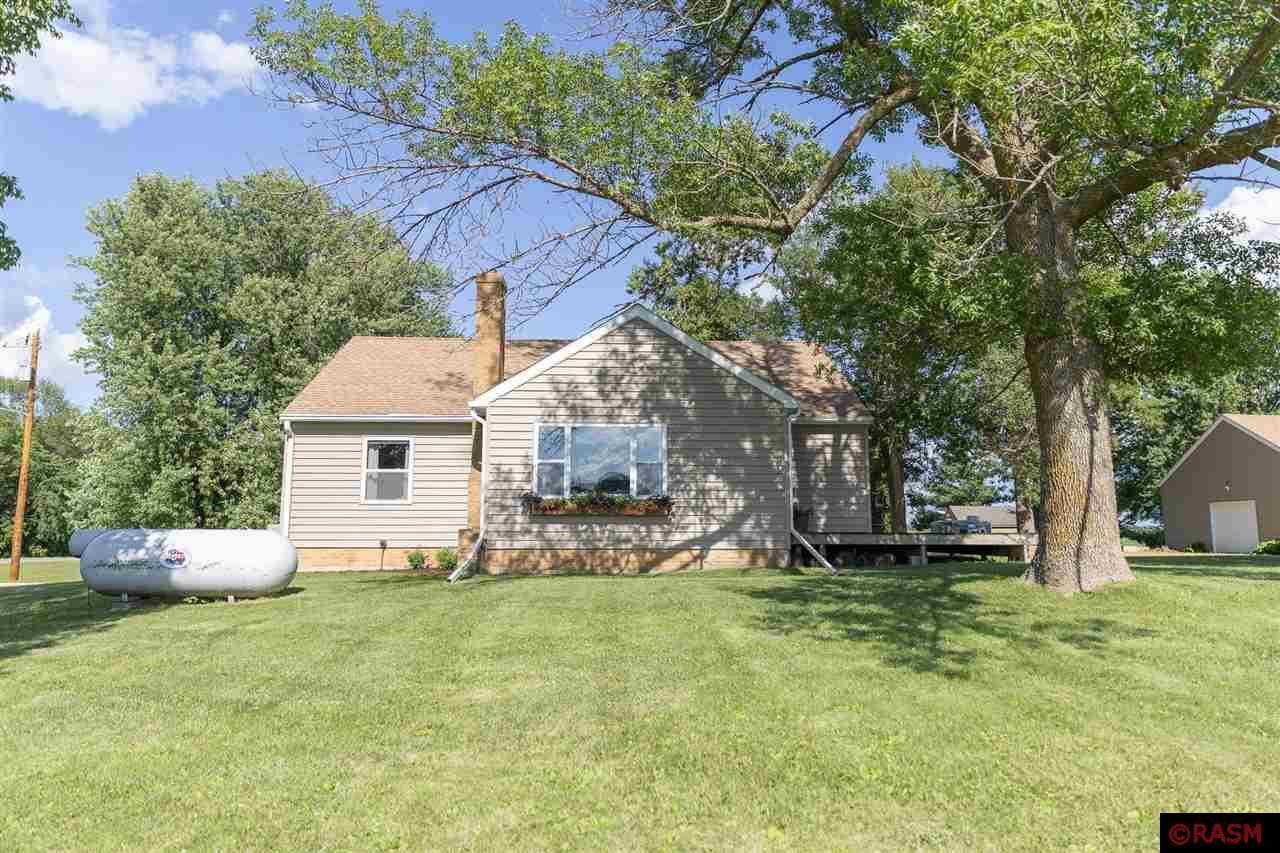 Property Photo: 25452 State Highway 13 MN 56007