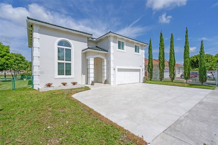Property Photo:  5226 SW 160th Ave  FL FL 33185 
