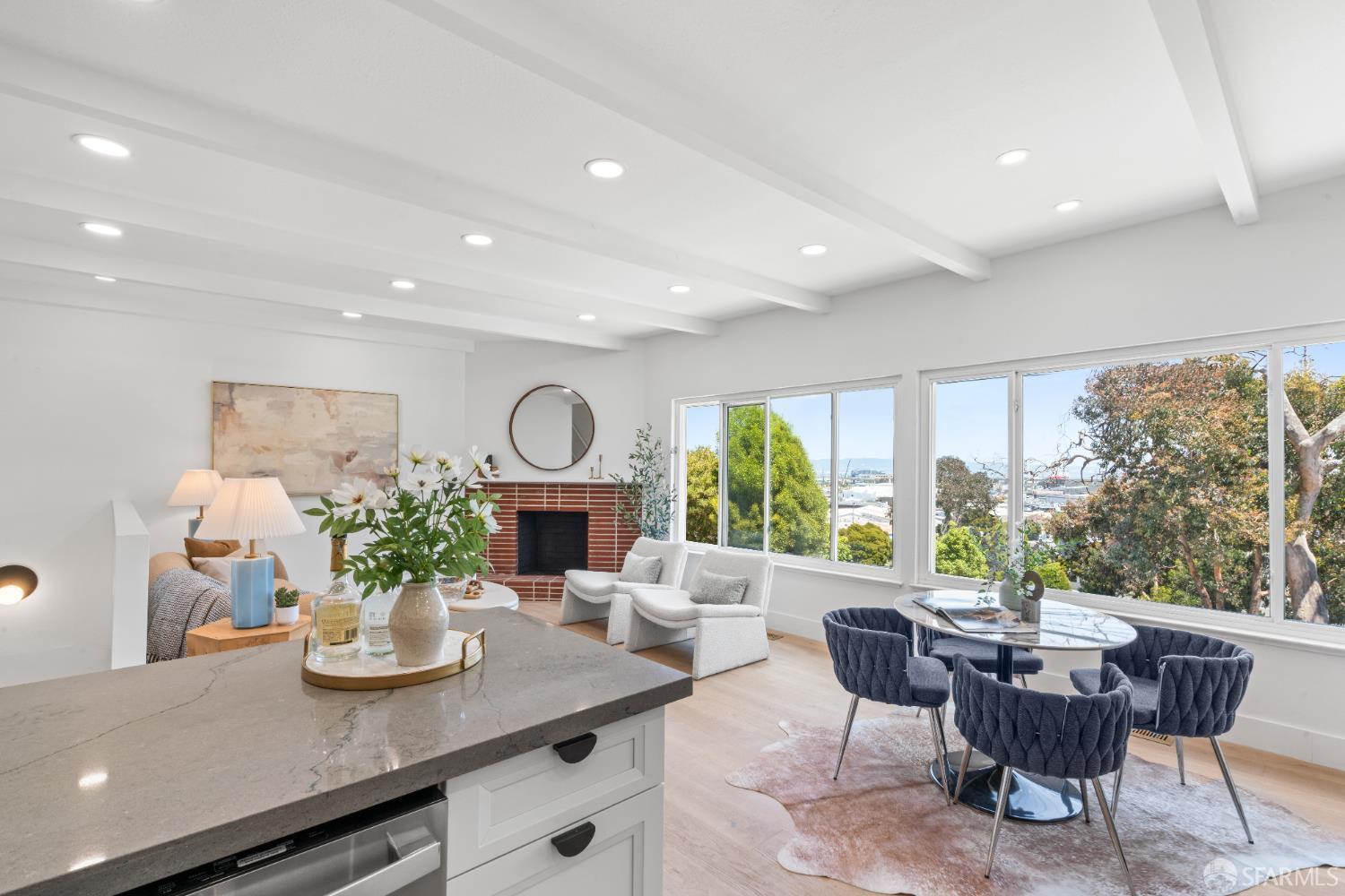 Property Photo: 232 Holladay Avenue CA 94110