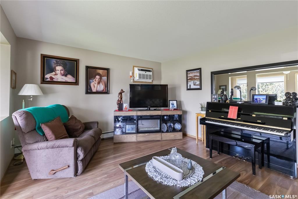 Property Photo: 103 Keevil Crescent 104 SK S7N 4L9
