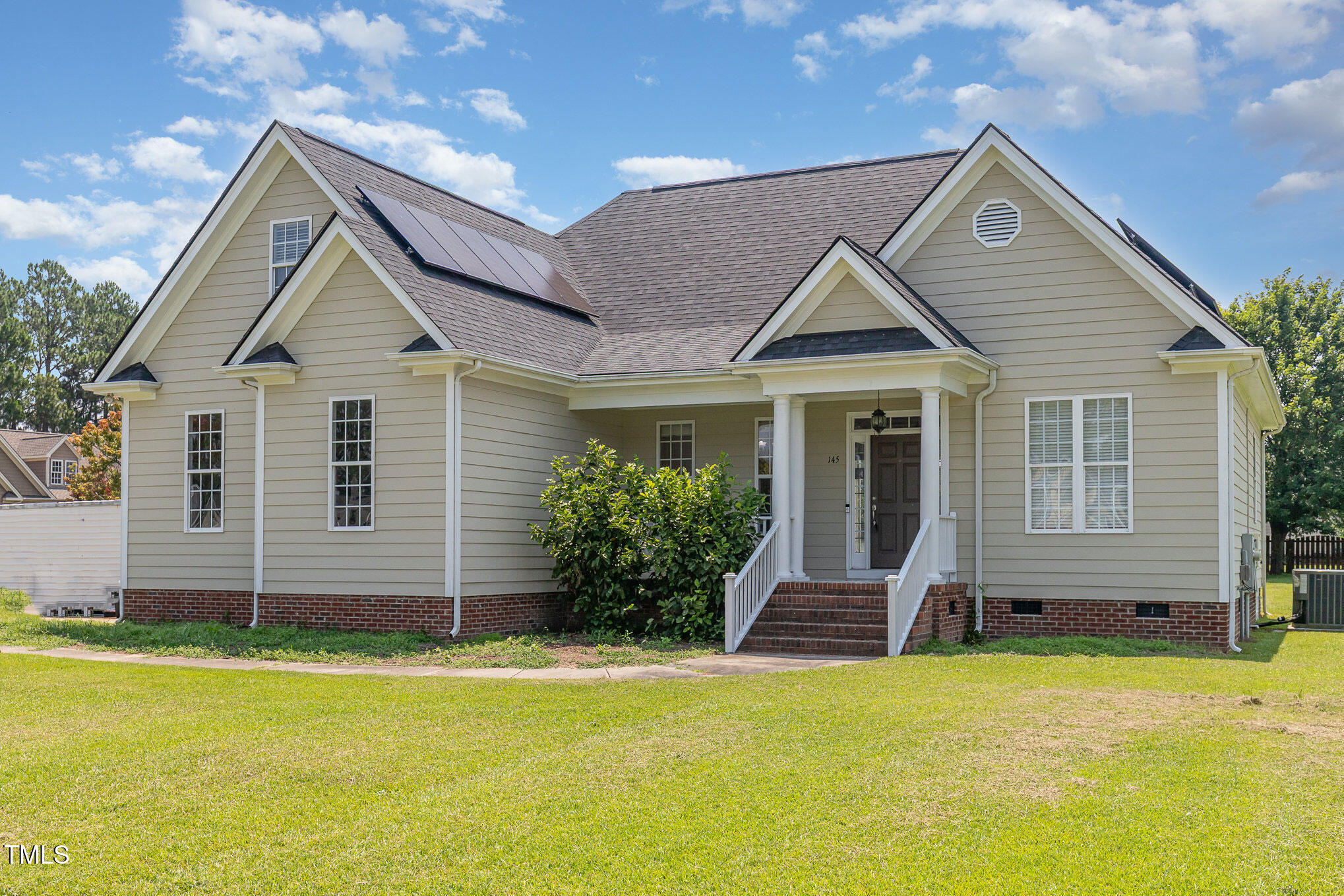 Property Photo: 145 Adams Pointe Court NC 27501