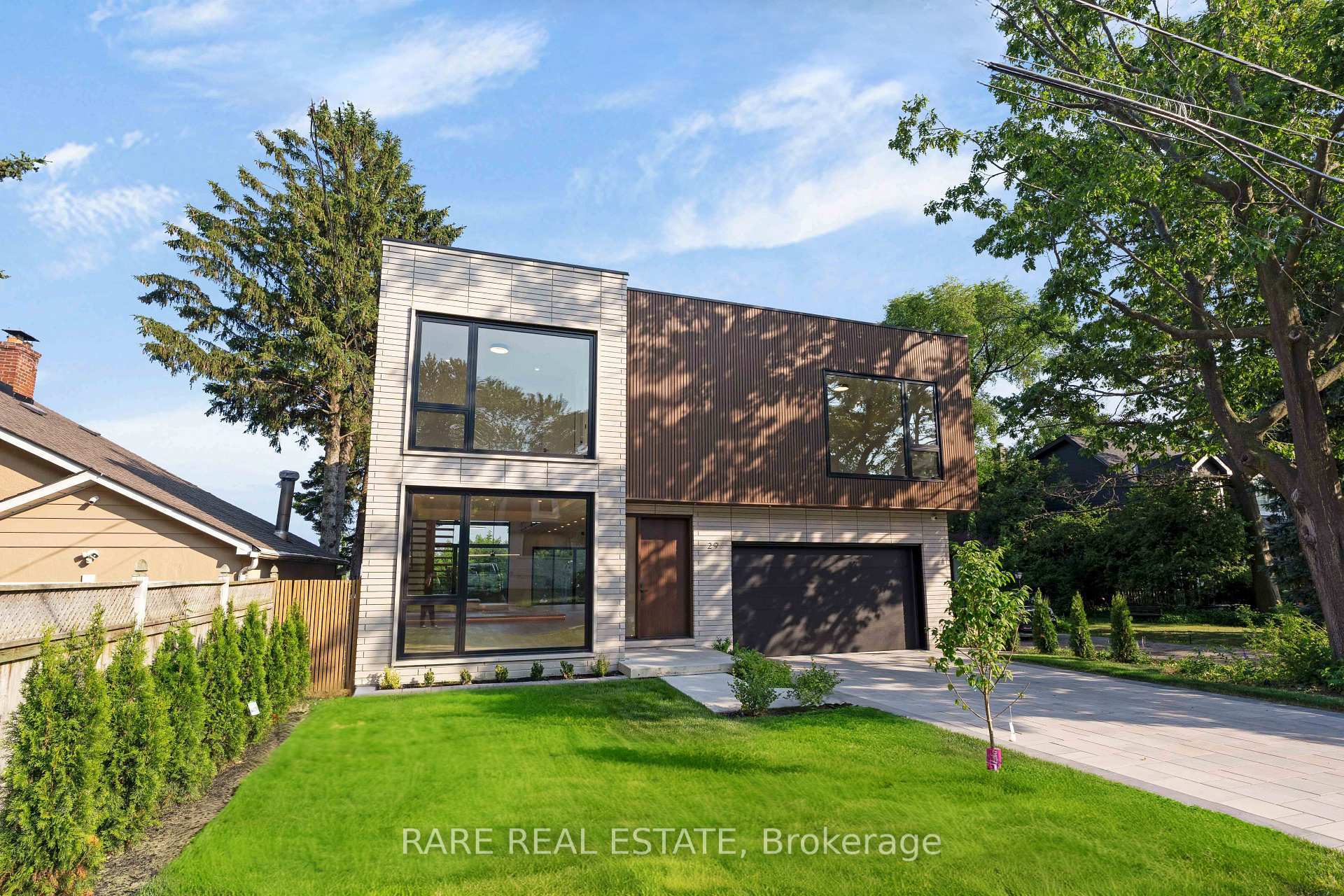 Property Photo: 29 Cliffcrest Drive ON M1M 2K1