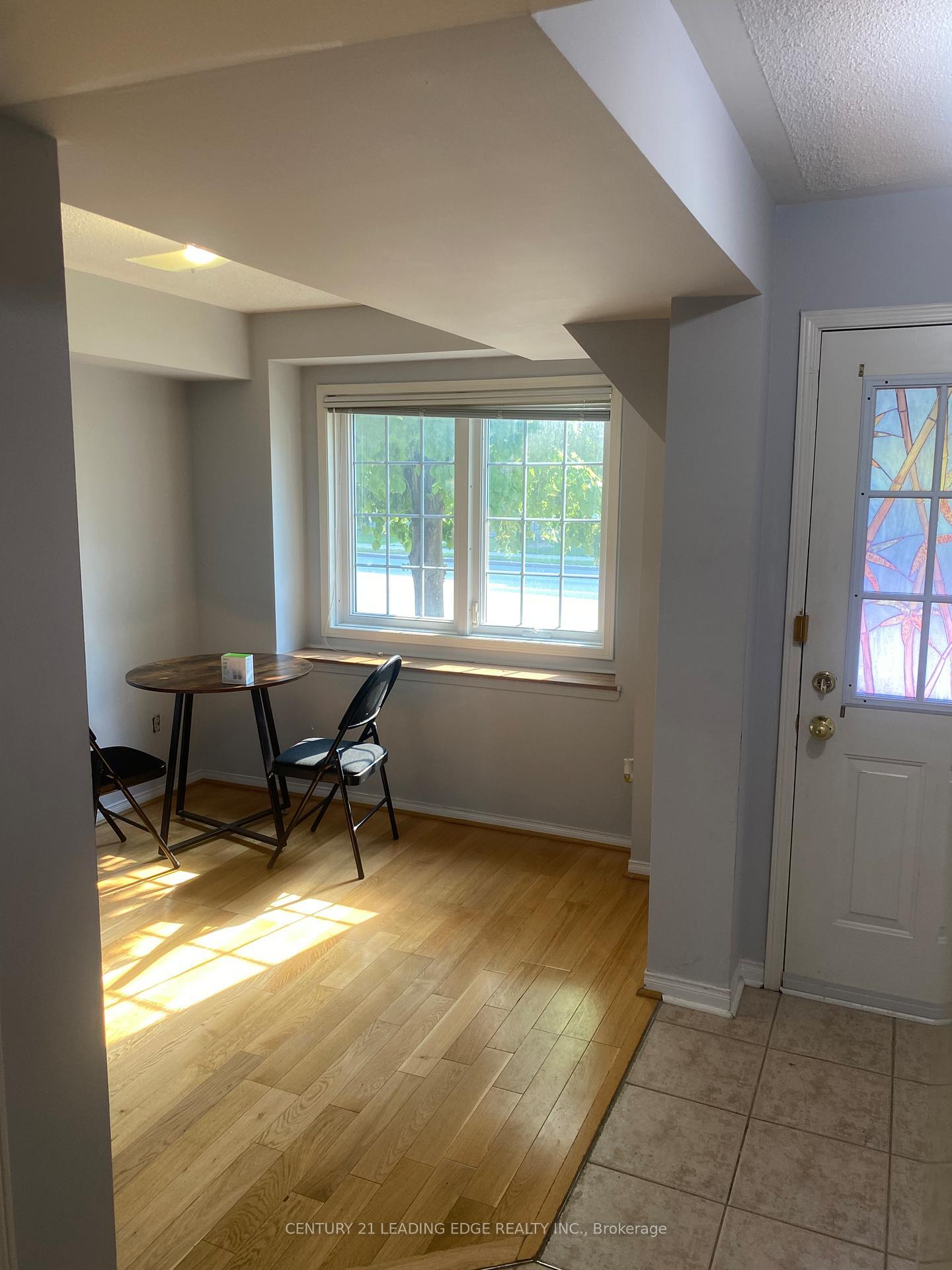 Property Photo:  121 Weston Road  ON M6N 5H4 
