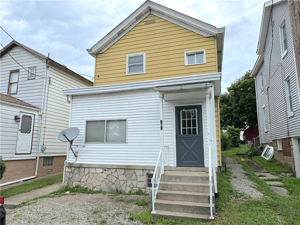 Property Photo: 515 Catherine St PA 15601