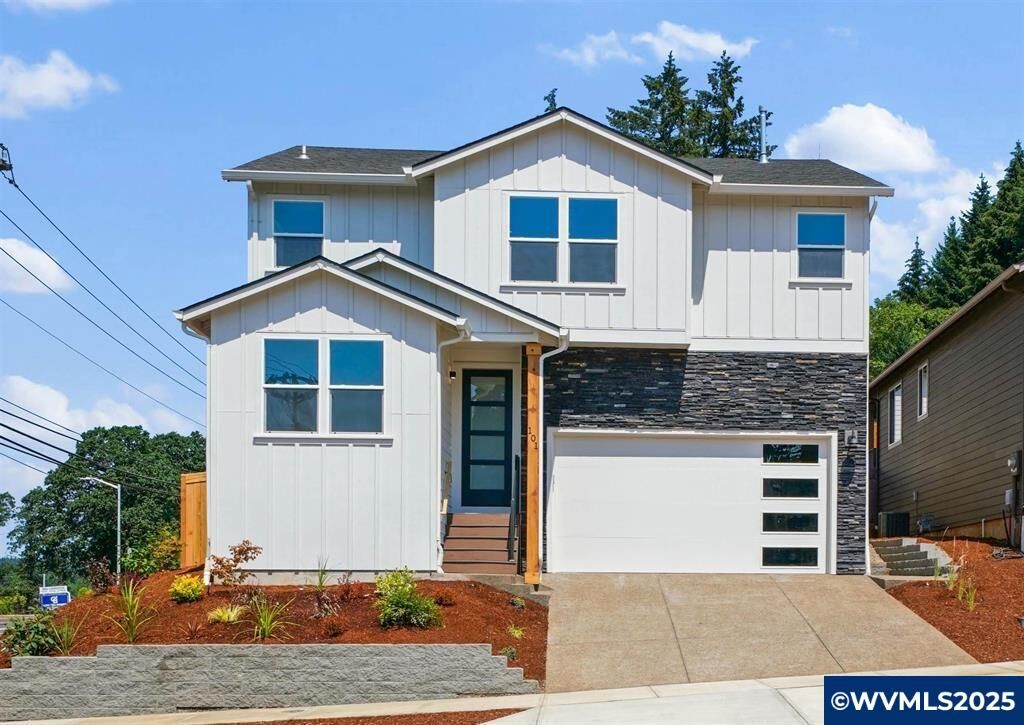 Property Photo: 101 Summit View Av SE OR 97306