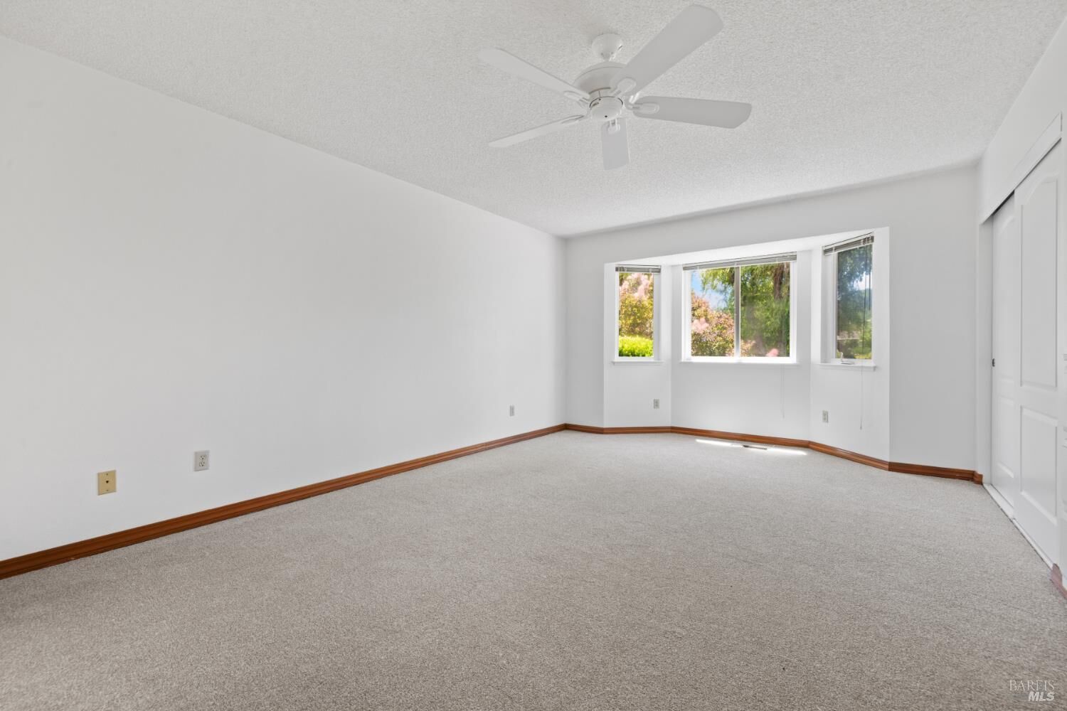 Property Photo: 8819 Hood Mountain Way CA 95409