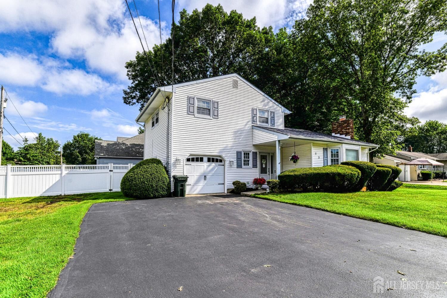 Property Photo:  13 Ellingham Avenue  NJ 08831 