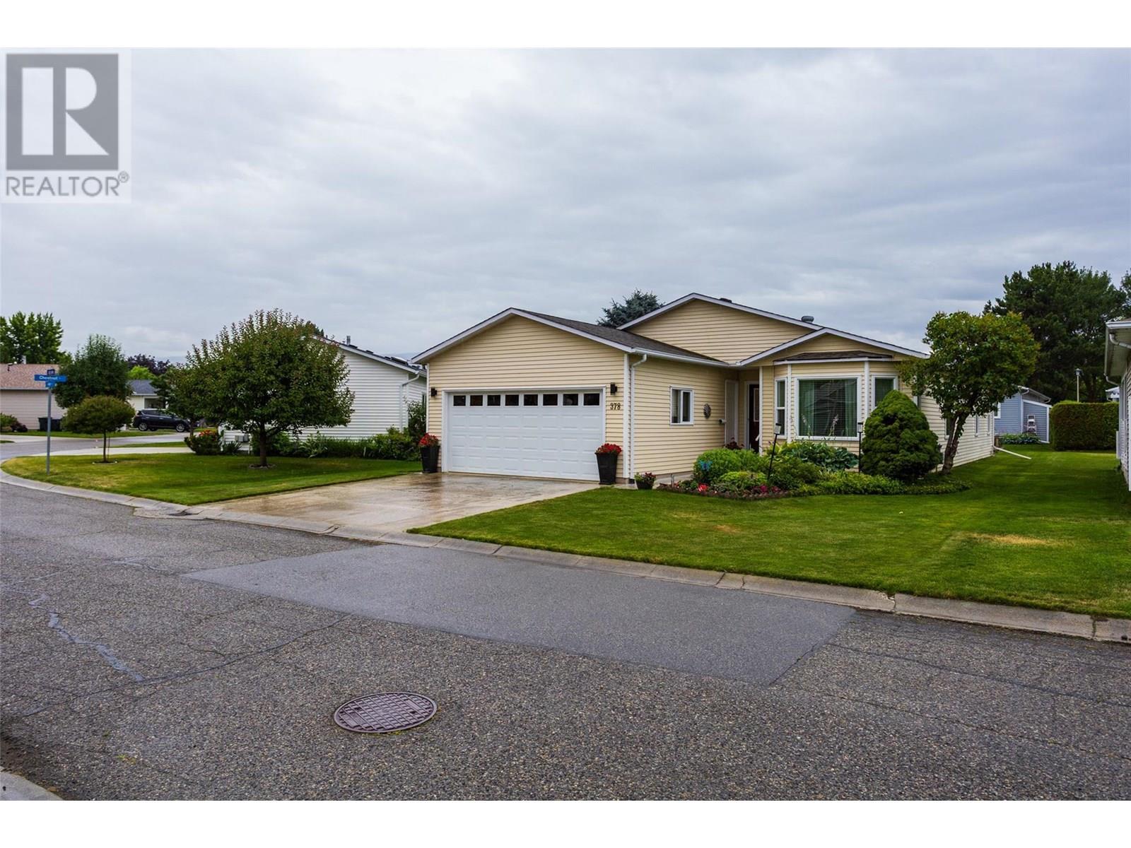 1260 Raymer Avenue 378  Kelowna BC V1W 3S8 photo