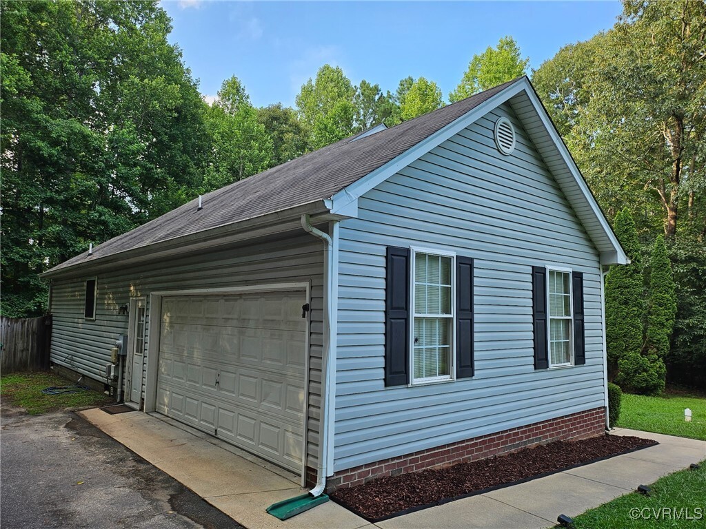 Property Photo: 4740 Old Williamsburg Road VA 23150