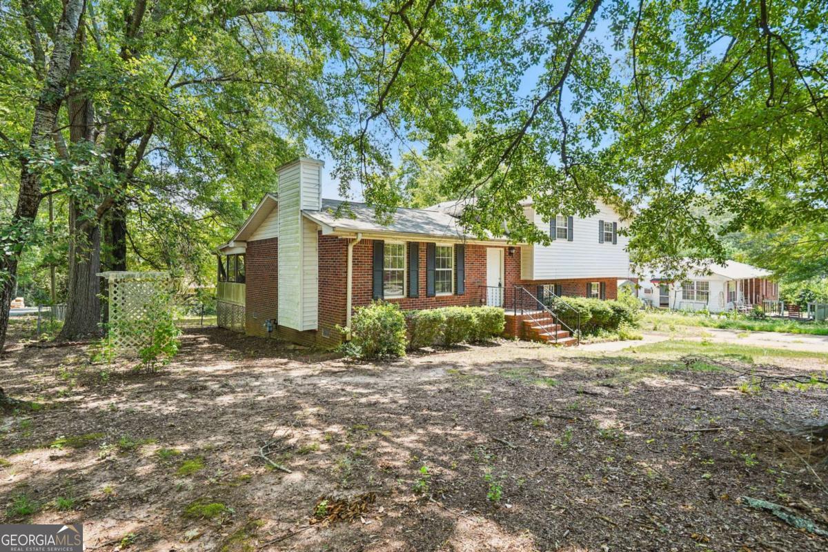 Property Photo:  501 Forest Street  GA 30655 